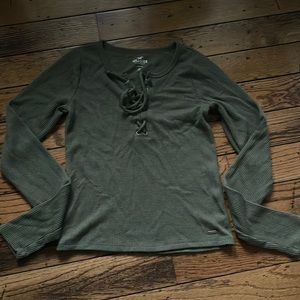 size XS green long sleeve with tie Hollister